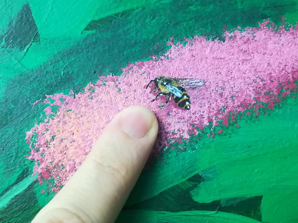 Photo détaillée de l'abeille